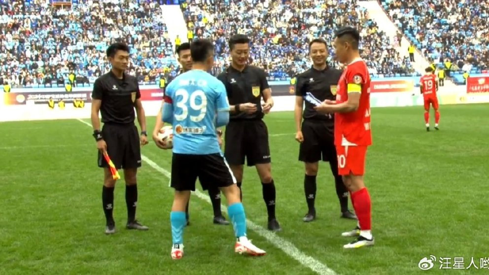 3-2！大连球迷出了口“恶气”，王选宏是“真汉子”，球队有不足