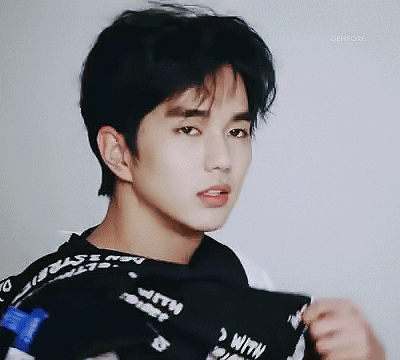 回答问题：<a href=