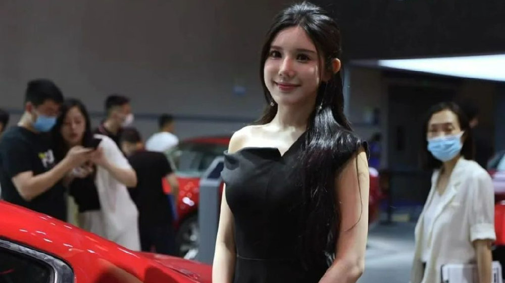 重庆车展火热，是车热还是看车模热