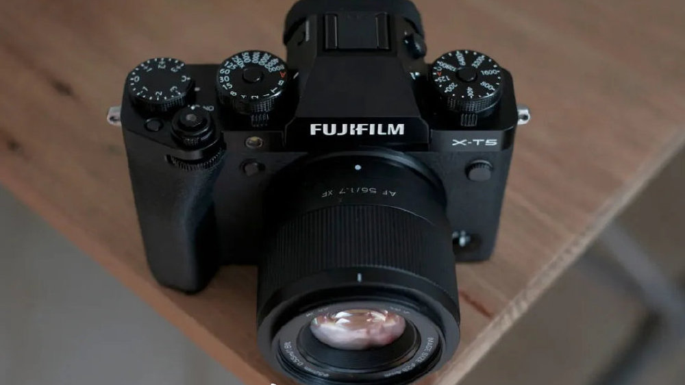 唯卓仕AF 56mm F1.7是一支物超所值的大光圈人像镜头