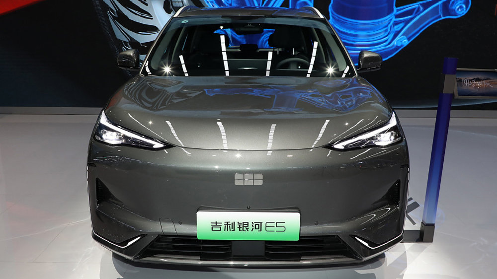 最新公布，1月汽车厂商销量排名，吉利领先比亚迪，合资凄惨