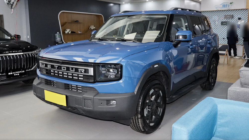 售9.99万起，外观霸气空间大，短途动态体验捷途自由者