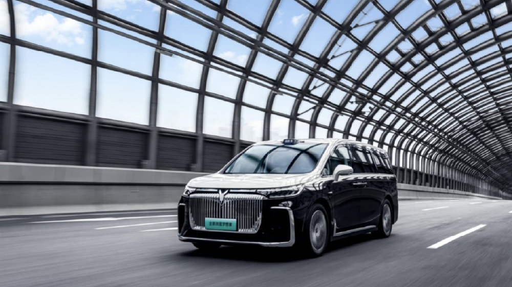 岚图梦想家晋升为新能源MPV销冠！“用户思维+无限堆料”是必杀技