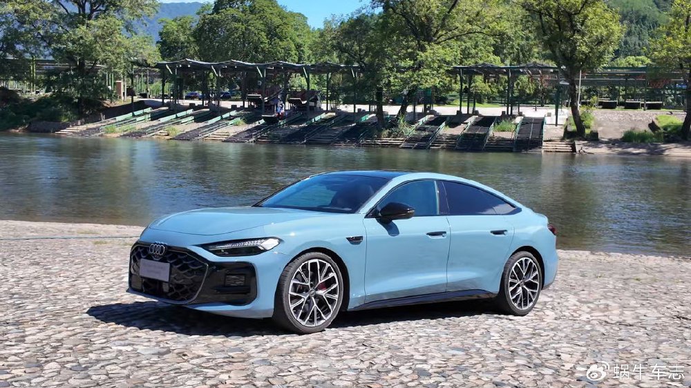 国产奥迪A5L公布售价！一汽版和上汽版有何区别？选哪个？