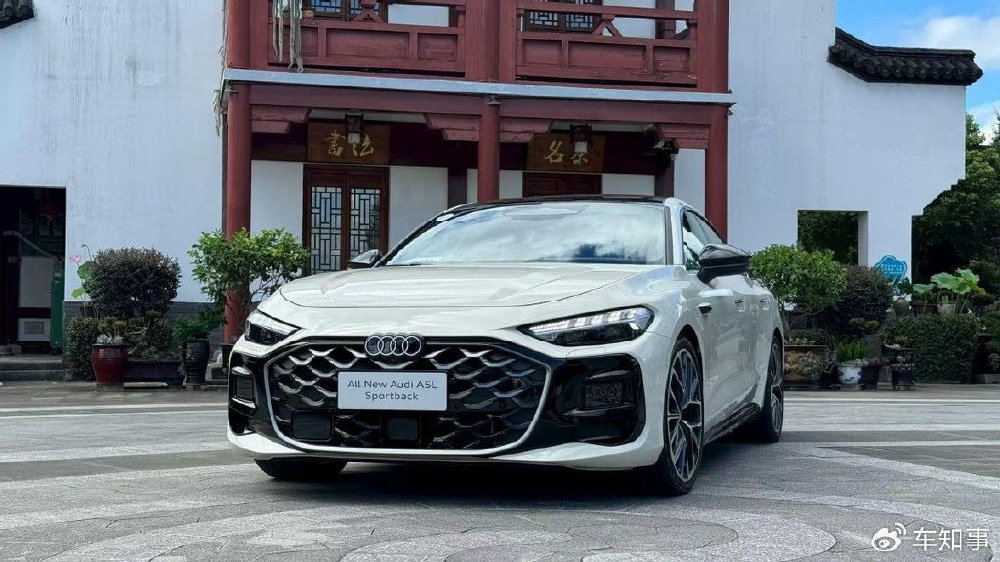 搭上华为即开挂！试驾奥迪A5L sportback：好开又智能！