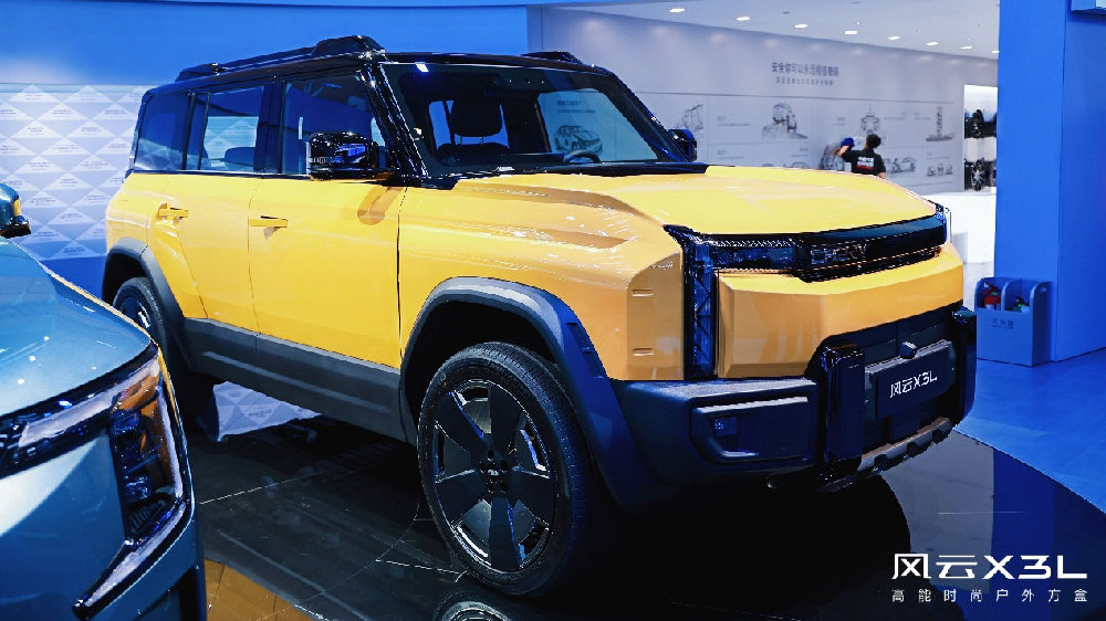 【2025成都车展】方盒子SUV再进化！奇瑞风云X3L预售12.99万起