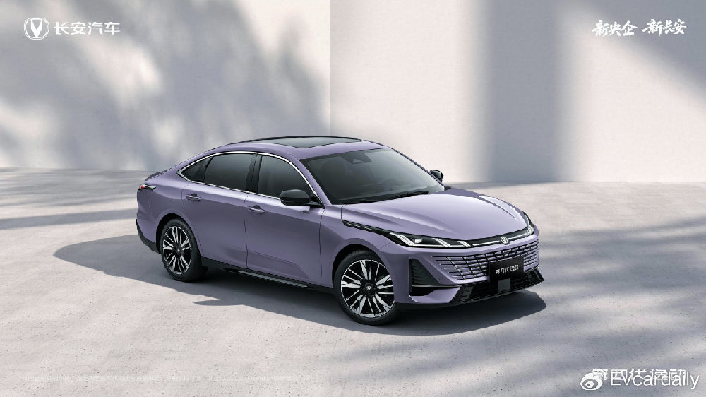 第四代逸动7.29万起！天枢智舱+L2级智驾，高管：未来35%用户仍选油车