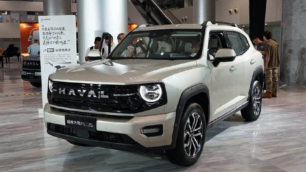 哈弗大狗PLUS上市，限时10.98万起，燃油/插混双动力