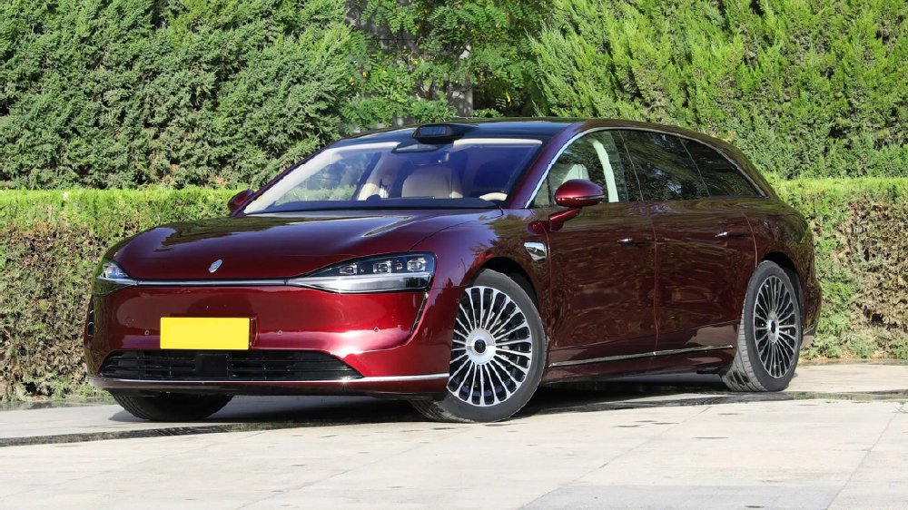 价位差不多，都是新能源旅行车，享界S9T和蔚来ET5T应该怎么选？