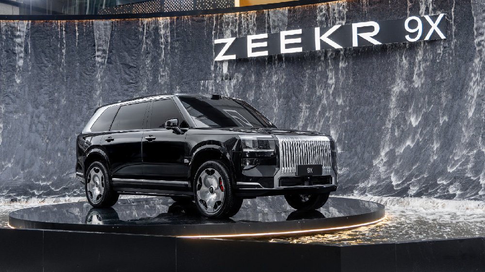 45万买库里南平替，极氪冲着问界来了，谁危险了？