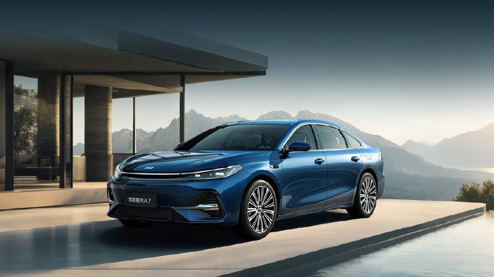 新能源B级轿车双雄对决 比亚迪秦L与吉利银河A7谁是更优选？