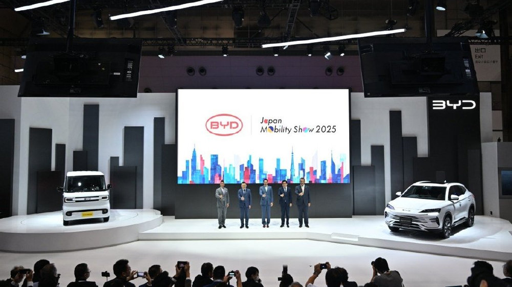 比亚迪东京车展放大招！纯电K-Car+混动双线策略，叫板日本土品牌