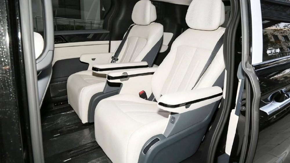 2026款比亚迪夏：5米多的大型MPV，新增激光雷达，百公里亏电油耗4.9L