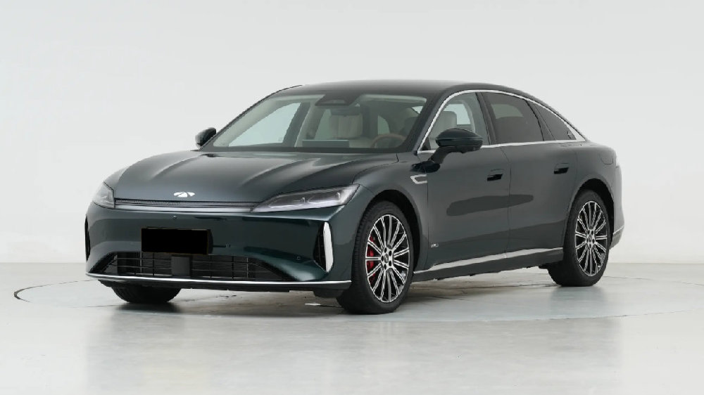 风云A9L光辉来袭，限时17.19万起，标配双电机四驱，值得选择吗？