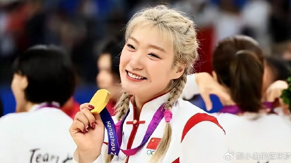 李梦决赛6中1能获千万级合同？媒体人担忧P联赛前景 球迷质疑系炒作