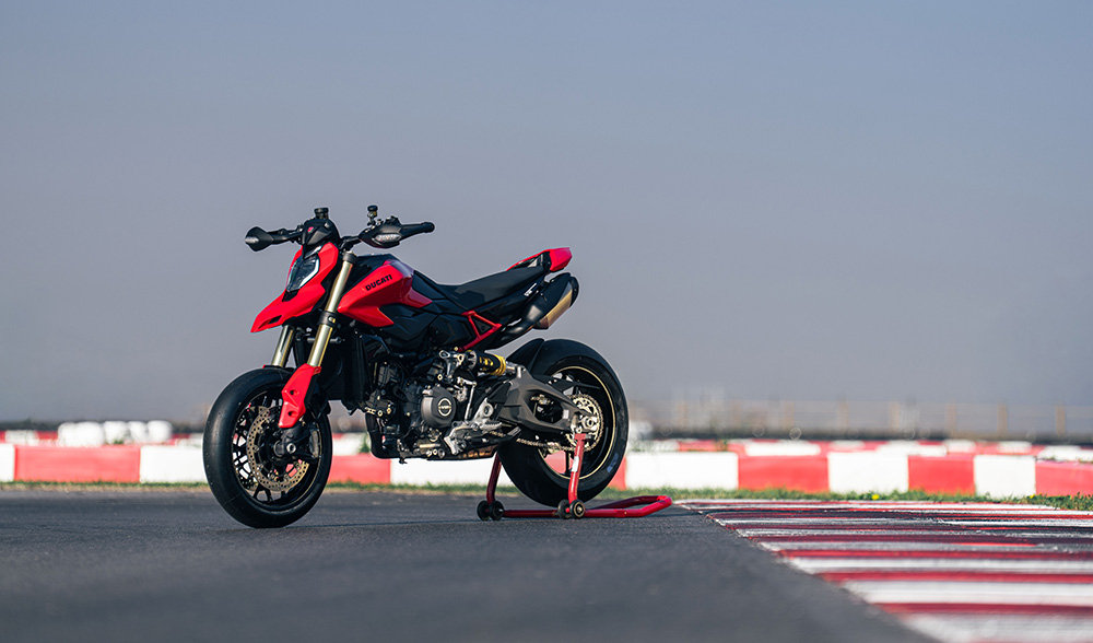 全新杜卡迪Hypermotard V2发布