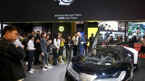 上海车展：莲花放大招！推出底盘开源与免费高阶驾培