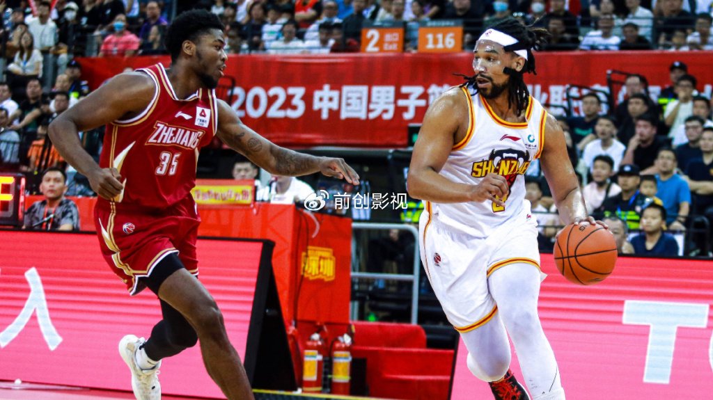 CBA一夜多笔签约！加强版易建联或加盟广东：男篮2大国手顶薪续约