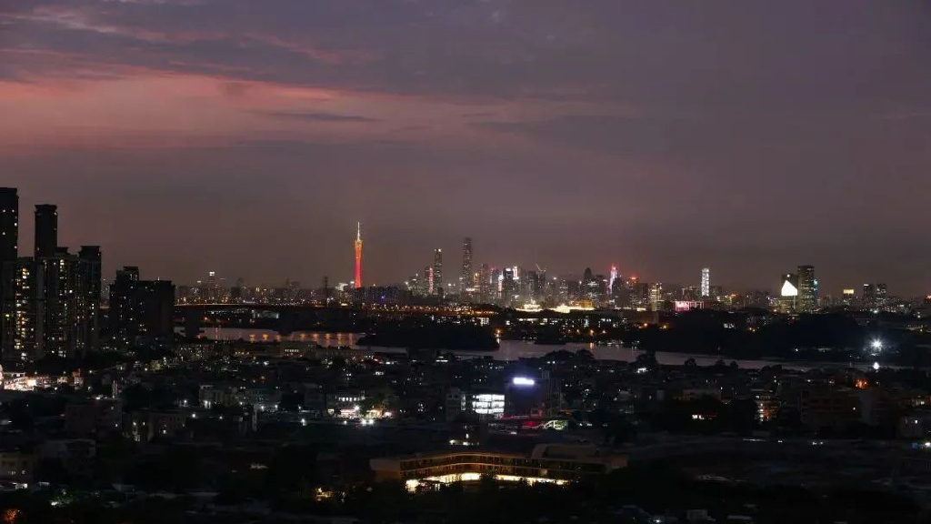 派月饼、送酸奶、还有空中阅览室……这些大学就在广州!休闲区蓝鸢梦想 - Www.slyday.coM 派月饼、送酸奶、还有空中阅览室……这些大学就在广州!休闲区蓝鸢梦想 - Www.slyday.coM