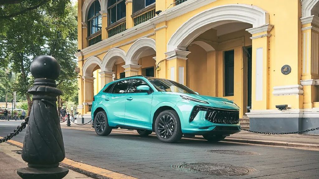 中国SUV原来可以这么帅!敞篷大宽体 谁见了不爱?休闲区蓝鸢梦想 - Www.slyday.coM 中国SUV原来可以这么帅!敞篷大宽体 谁见了不爱?休闲区蓝鸢梦想 - Www.slyday.coM