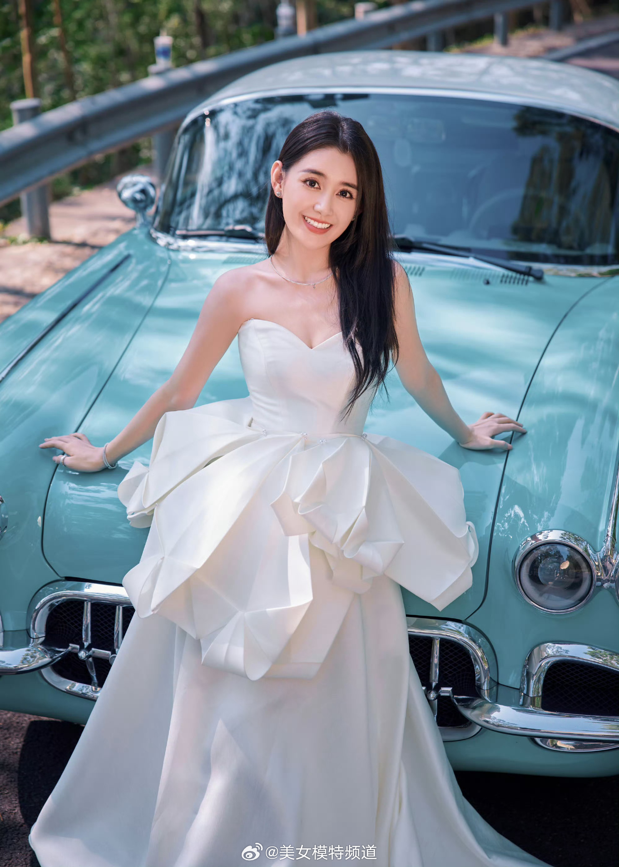蒋依依美丽的白娘子