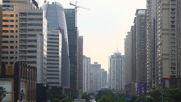 一年涨超800万?1天就成交!广州豪宅市场火热 业内:高端买家低位出手|广州|豪宅|房源_新浪新闻