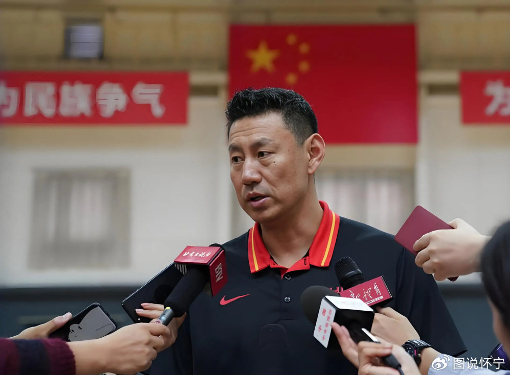 时隔3年再度挂帅！李楠接替许利民成北京首钢新任主教练
