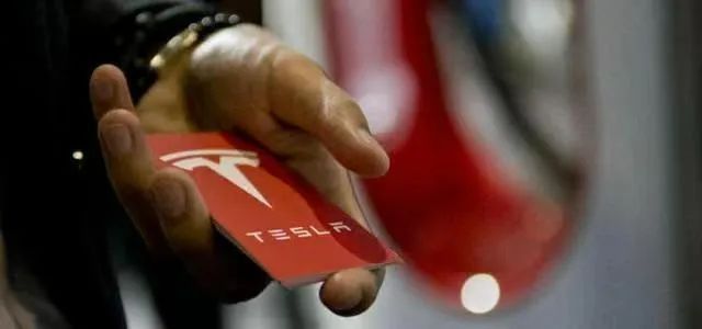 特斯拉向车主要钱竟合情合理?这是怎么回事呢?休闲区蓝鸢梦想 - Www.slyday.coM 特斯拉向车主要钱竟合情合理?这是怎么回事呢?休闲区蓝鸢梦想 - Www.slyday.coM