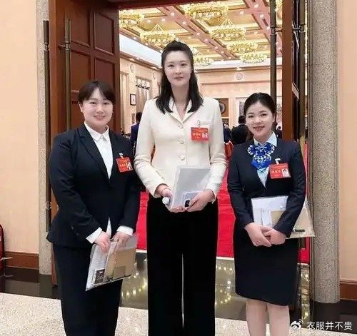 正式提拔，惠若琪拟任新职，亮相新岗位，级别年薪曝光