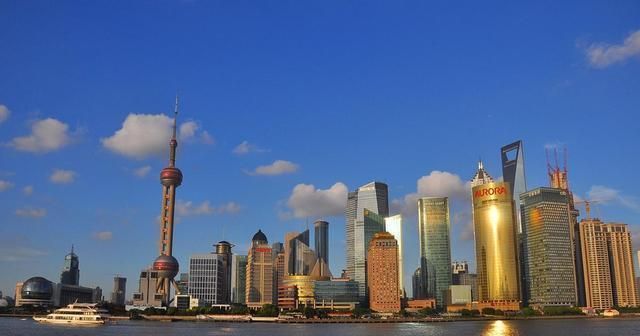 安排上海一日游路线,能将所有经典景点都游玩下.