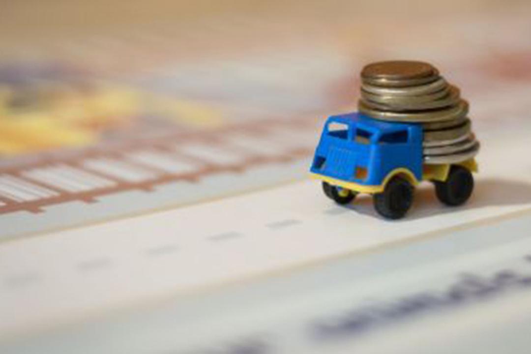 别让保险拖了新能源车的后腿