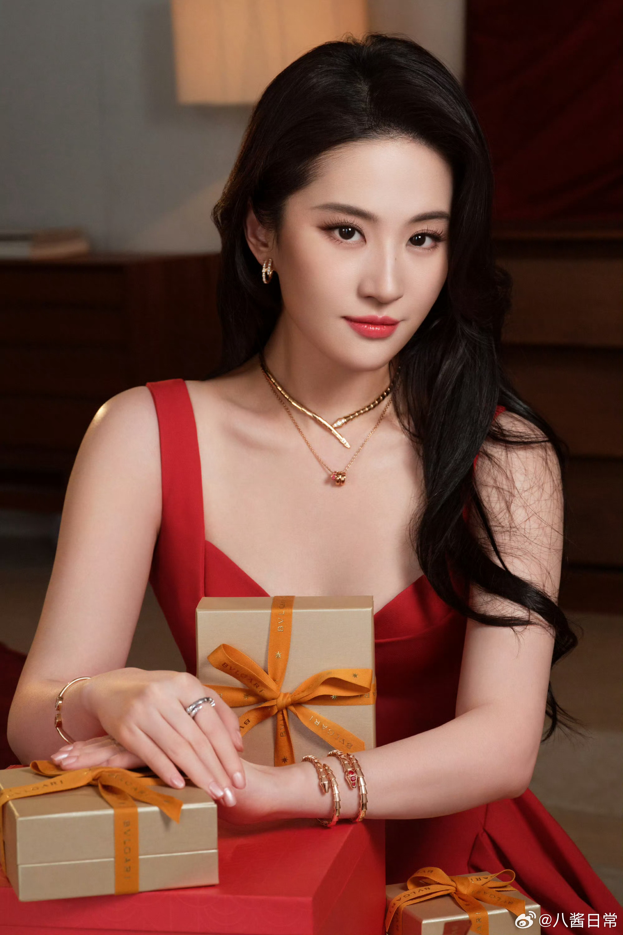 刘亦菲、吴磊、蔡依林、张凌赫宝格丽新春大片