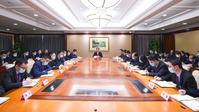 许家印:恒大目前预售监管资金500多亿,不能依靠贱卖资产去还债务,今年将精简机构休闲区蓝鸢梦想 - Www.slyday.coM 许家印:恒大目前预售监管资金500多亿,不能依靠贱卖资产去还债务,今年将精简机构休闲区蓝鸢梦想 - Www.slyday.coM