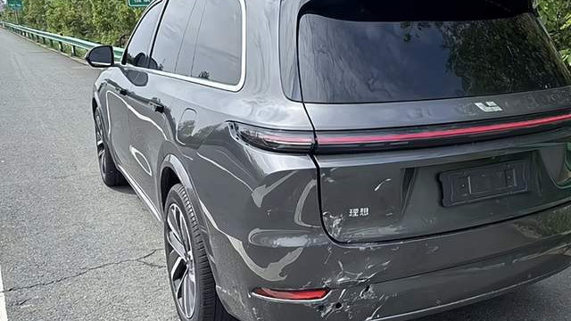 车企上海车展集体认怂，智驾真相藏不住了？