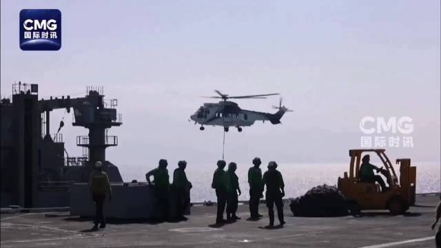 果然视频·看天下|美发布“林肯”号航母接受补给视频