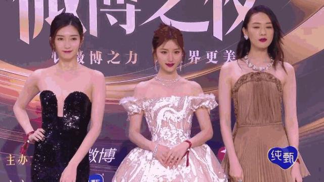 2021年微博之夜红毯走秀!哪个女明星你get到了? 2021年微博之夜红毯走秀!哪个女明星你get到了?