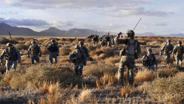 边境平衡打破,乌克兰军队开火了!超9万俄军40个战斗群三面围攻休闲区蓝鸢梦想 - Www.slyday.coM 边境平衡打破,乌克兰军队开火了!超9万俄军40个战斗群三面围攻休闲区蓝鸢梦想 - Www.slyday.coM