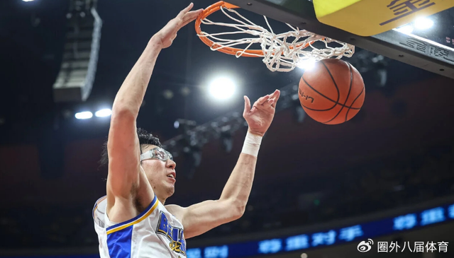 北京首钢15分大胜！广东宏远被淘汰，周琦爆发，徐杰0分