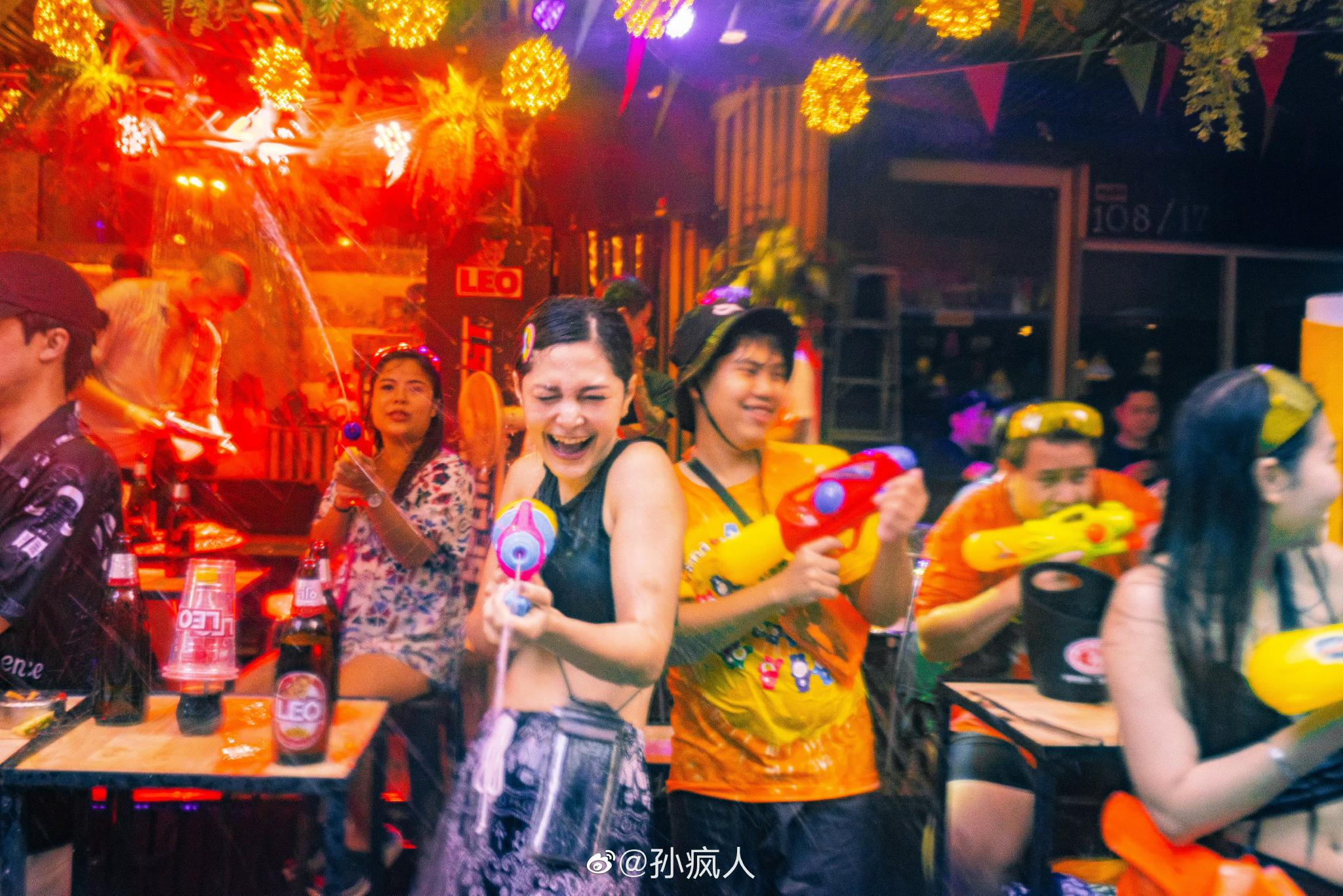 ︎来自全世界游人的狂欢 时隔三年，<a href=