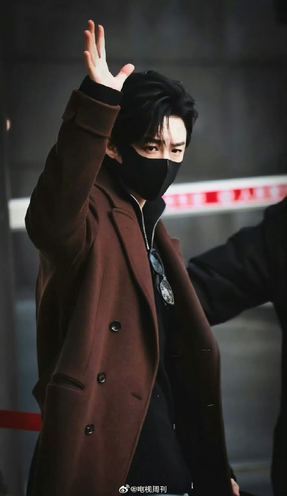 刘宇宁录制你好星期六，从驻唱到顶流不忘初心