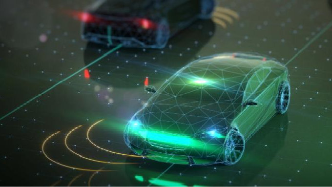 何小鹏卯上余承东，AEB缺的不是技术而是标准？