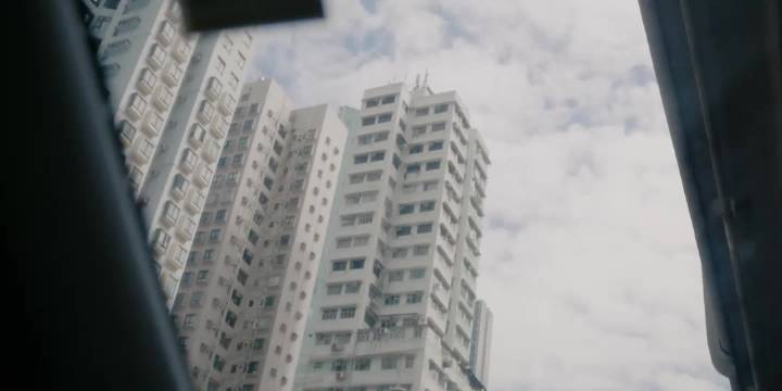 周柏豪新歌曲MV《纯粹想哭》 2026年第一首歌曲 《纯粹想哭》 可以哭的，哭吧