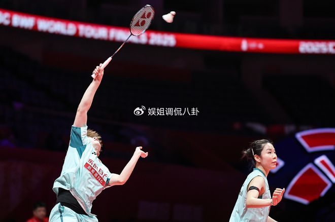 羽球总决赛：贾一凡/张殊贤2-1日本王牌，破不胜魔咒保住晋级希望