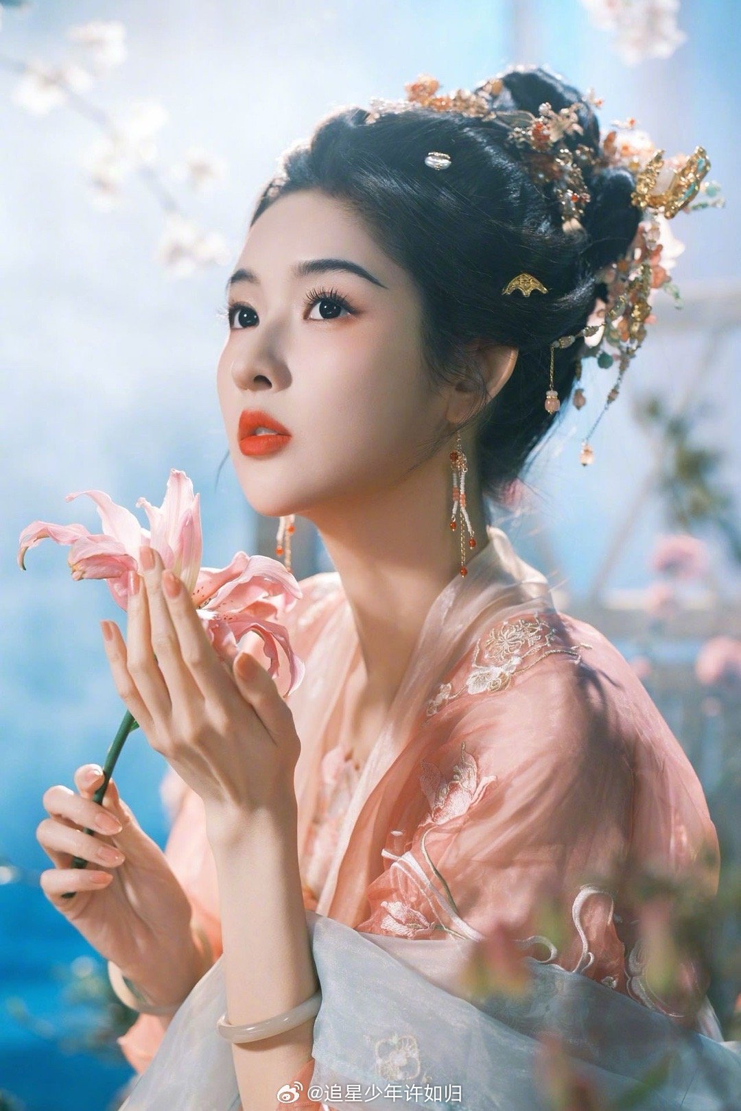 王玉雯北京卫视春晚古装造型杀疯了！