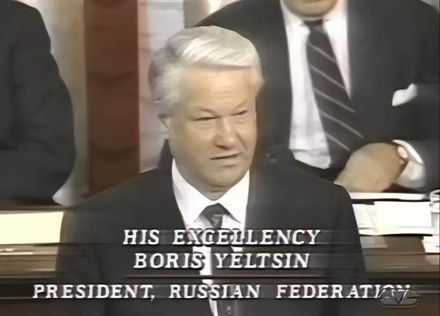 泽连斯基与叶利钦都曾到美国会演讲，结局只有一个：可悲、可笑休闲区蓝鸢梦想 - Www.slyday.coM