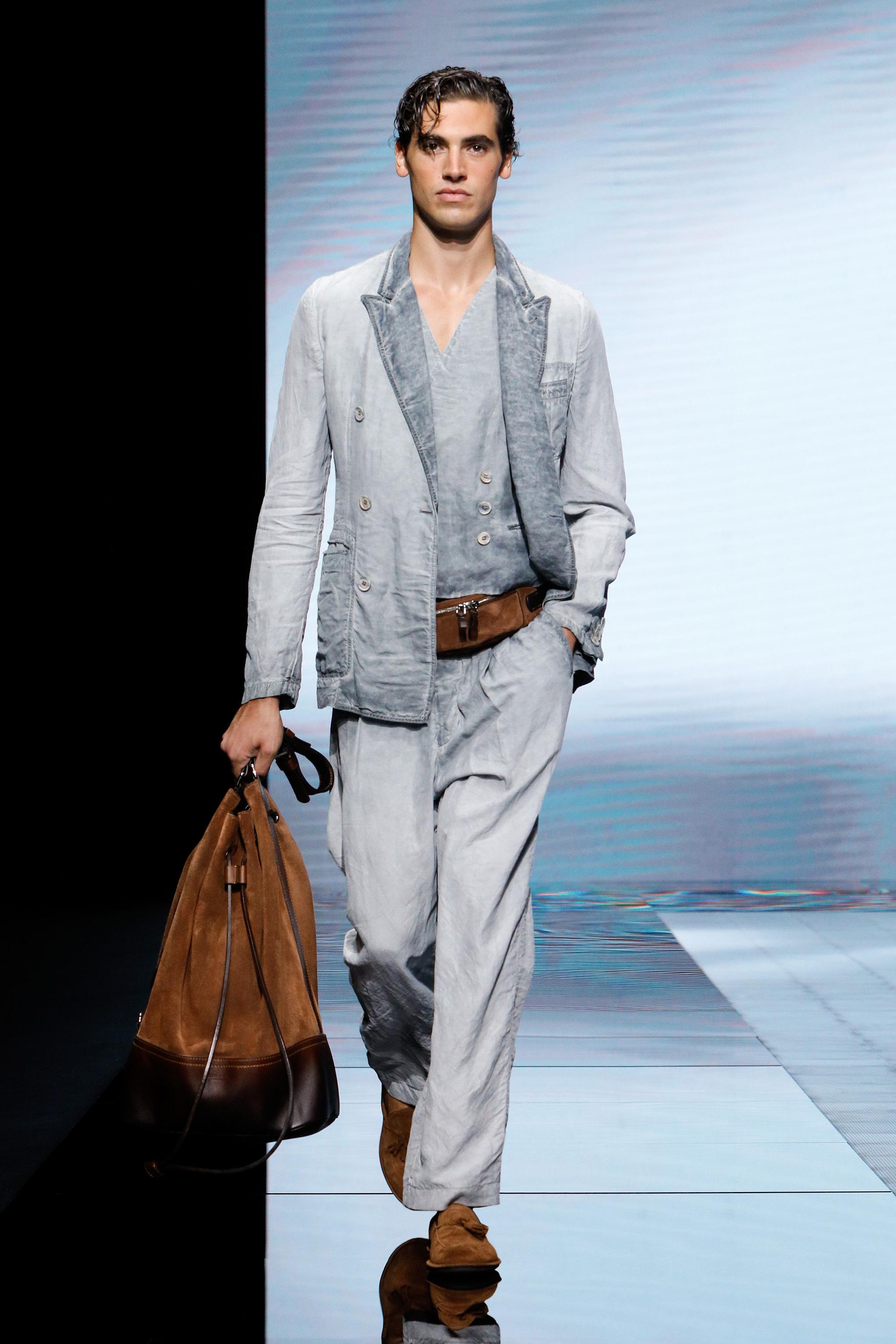 giorgio armani 发布2021春夏男装系列,整个系列删繁就简
