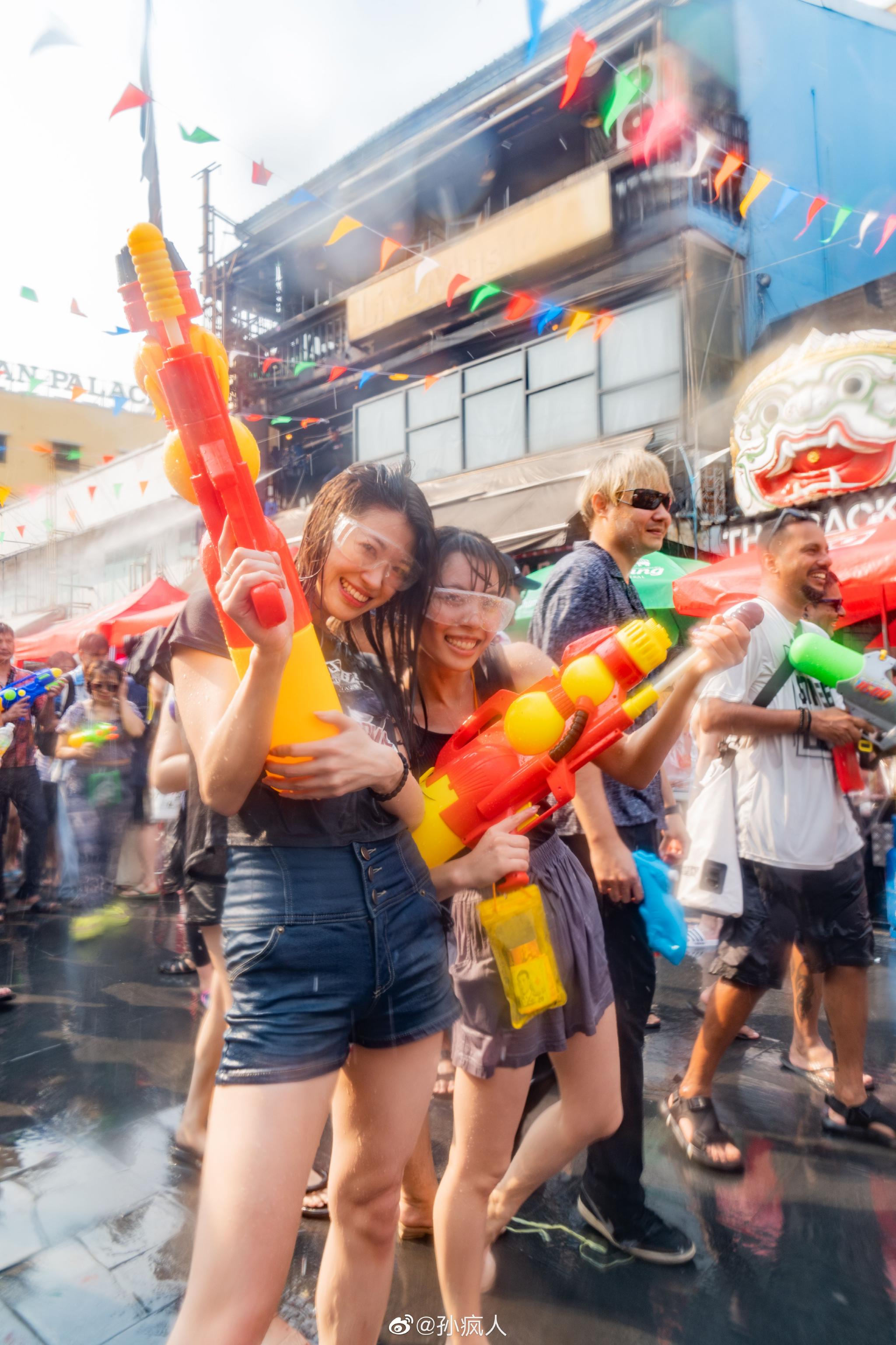 ︎来自全世界游人的狂欢 时隔三年，<a href=