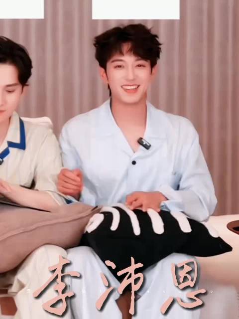 天哪！这个李沛恩怎么呆萌娇俏成这样啊