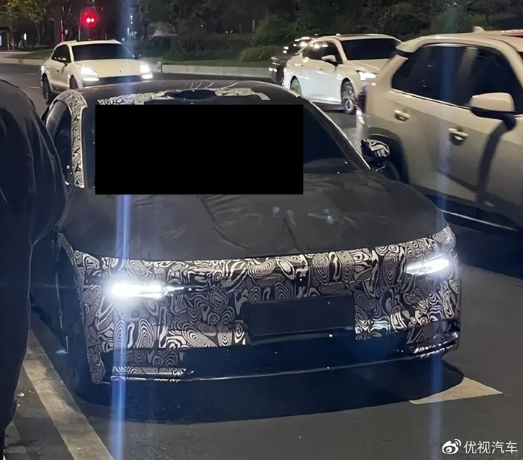 对标model3,极氪新车曝光,配无框车激光雷达,仅20万起
