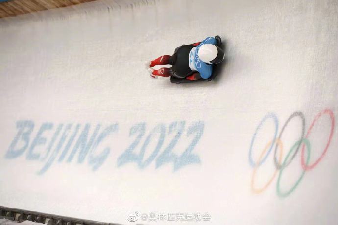 危险性高!头盔是钢架雪车运动员的另一面休闲区蓝鸢梦想 - Www.slyday.coM 危险性高!头盔是钢架雪车运动员的另一面休闲区蓝鸢梦想 - Www.slyday.coM